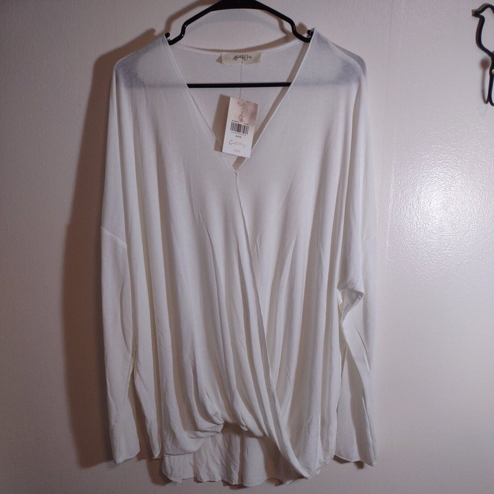 A Beautiful Soul Women's c 3XL Ivory White Wrap Blouse Sweater MSRP $59